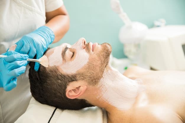 Men Facial Service at Parul Beauty Salon Tampa
